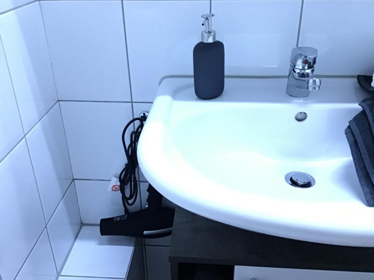 1 Apartment Leverkusen
